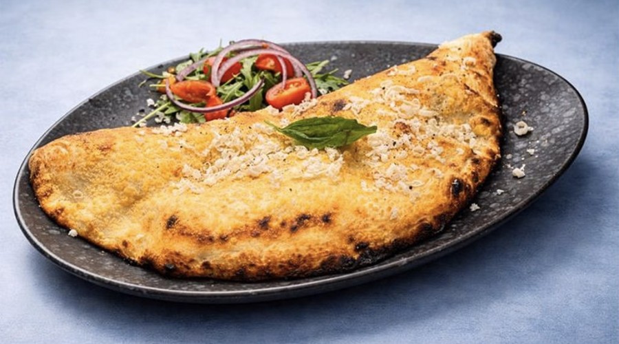 DA OGGI CELEBRA LA GIORNATA MONDIALE DELLA PIZZA CON LA PI&Ugrave; SCONOSCIUTA: PIZZA D'O MUNACIELLO